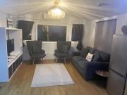 Lillibelles lake house, Oak tree farm