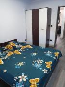 Apartment Trendy Brian