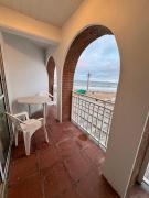 Frente al mar con Balcon la mejor ubicación centro