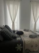 Plage des Catalans - Palais du Pharo - Vieux Port