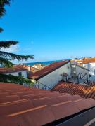 Modern 2BR Apartment - 100m from Beach - Sea View - Old Town