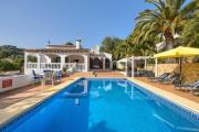 Beautiful villa near the sea and golf course