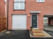 Cotswold Outlet Coach House