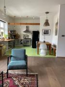 Colorful apartman in Holešovice