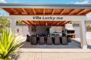 Villa Lucky me