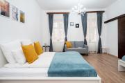 Vaci street Centre Modern APT With 3BRS AC Vaci street Centre Modern APT With 3BRS AC