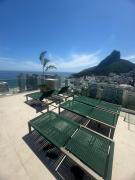 Leblon - Vista Mar no Top Flat Leblon com Piscina, Academia, Garagem e Arrumação Diária - True Rio