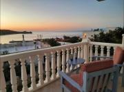 Karaburunda Deniz Manzaralı Ferah Dubleks Villa