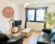 Le bassin - Vue canal du midi avec climatisation et garage