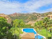 1 bed penthouse apt in Calahonda