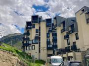 T3 traversant 6 pers. au pied des pistes à Val Claret avec Wifi - FR-1-641-90