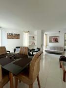 Confortable apartamento en hermoso condominio.