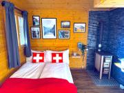 SwissHut Idyllic Farm Cabin - Chalet Grabenmuhle 2