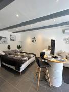 Beautiful studio in a secure private residence