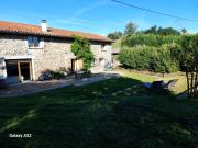 Les coqs de Mirebois ,Maison de campagne de 200 M2 pour 10 Personnes