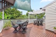 A Colourful Life 4Bed-2Bath-1Car - Queenslander