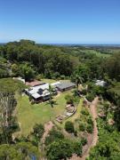 Forest Hill Retreat-Private 10 acre Upscale Property with lots of extras
