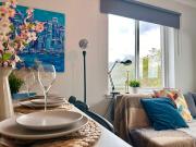 "Blue dreams" stay near Glasgow city "Blue dreams" stay near Glasgow city