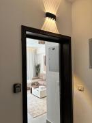 2BR Modern & Comfy Apartment in luxury neighbourhood