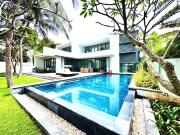 VILLA 5 BED ROOMS SANCTUARY HỒ TRÀM, gần biển CÁCH BIỂN CHỈ 20 MÉT