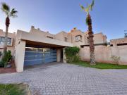 فيلا فاخرة في مراكش مع حديقة خاصة ومسبح - تجربة استرخاء لا تُنسى