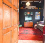 Poseidons Pad - Eclectic 2-bedroom apartment in trendy Muizenberg
