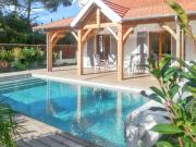 Villa charmante à Soulac-sur-Mer avec piscine privée