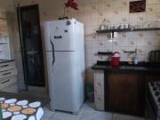 Simples, bem localizada