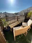 Stunning rooftop, near Cours Julien