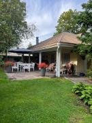 Gardenhouse- yksityinen talo saunalla