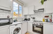 Serviced Apartment London great for contractors 2 mins from train station and near Tottenham Stadium
