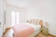 Beachside Modern Flat with AC, By TimeCooler Beachside Modern Flat with AC, By TimeCooler