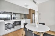 Stylish two bedroom in St Leonards ALB91105
