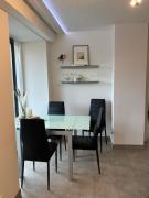 Haubentaucher mit Meerblick