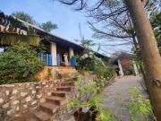 Farmers Deck Farmstay - Hill Top Villa