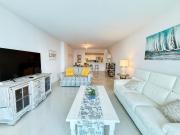 1 SPRING PROMO - Sunny Isles Seaview Condo, Walk to Beach, Amazing Amenities