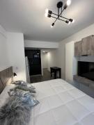 Studio en edificio con Amentities Alta Gama con Cocina