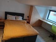 Eventjes Ertussenuit