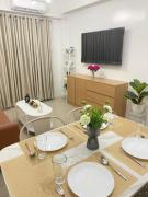 Spacious 2BR Suites at MOA