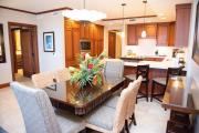 Top Koloa