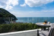 Harbour Watch, Stunning 2 BD Apt, Family Friendly, Sea View, Parking
