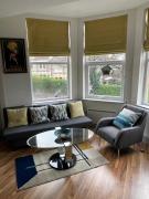 Delightful airy apartment in leafy St Andrews