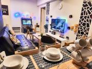 Gaming 2br in Makati with City View Arcade Netflix