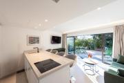 Elegant Duplex with Private Garden Terrace