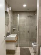 Peaceful Escape & Cozy Backyard