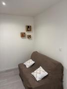 La Cigalière 2 charmant T2 avec terrasse dans villa La Cigalière 2 charmant T2 avec terrasse dans villa