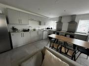 Spacious 6-Bed Home With 4 Parking Spaces