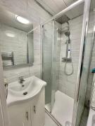 Top Colindale Top Colindale