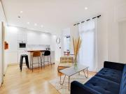 Flat with terrace 3 BDR 6P Neuilly Seine