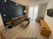 1 Bed & Kitchen at Beachwalk - Pool Gym Beach 22fl